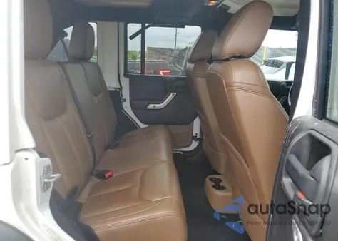 2013 Jeep Wrangler Unlimited Sahara из США, поврежденный, VIN 1C4BJWEG6DL686953